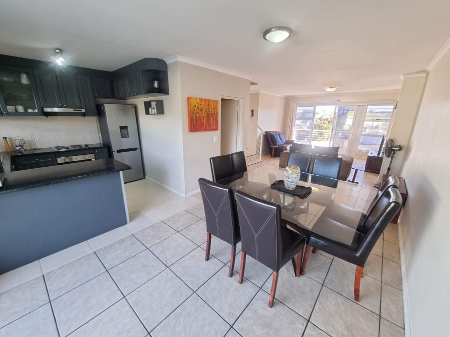To Let 3 Bedroom Property for Rent in Big Bay Western Cape
